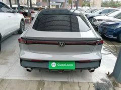 2022 Changan UNI-V 1.5T Premium — фото 6