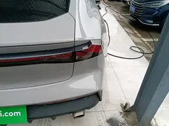2022 Changan UNI-V 1.5T Premium — фото 8