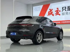 2021 Porsche Macan 2.0T — фото 7