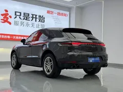 2021 Porsche Macan 2.0T — фото 9