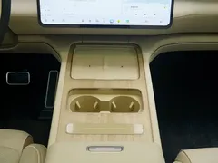 2026 Nio ES8 6-seat Executive Luxury, чёрный — фото 21