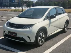 2025 BYD Dolphin 420km Freedom, белый — фото 1