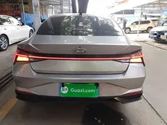 2021 Hyundai Elantra 1.5L CVT LUX Premium — фото 6