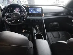 2021 Hyundai Elantra 1.5L CVT LUX Premium — фото 10