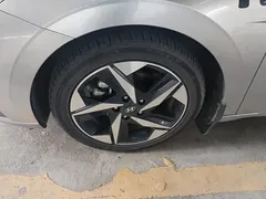 2021 Hyundai Elantra 1.5L CVT LUX Premium — фото 23