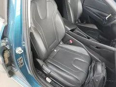 2021 Hyundai Elantra 1.5L CVT LUX Premium — фото 25