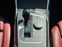 2022 BMW 3 Series 325i M Sport Package, белый — фото 12