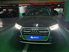2020 Audi Q5L 40 TFSI Fashion, чёрный — фото 2