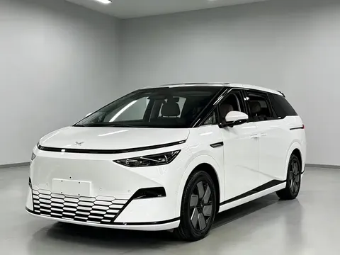 2024 Xpeng X9 702 Extra Long Range Max