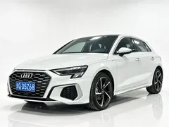 2024 Audi A3 Sportback 35 TFSI Fashion Sport, белый — фото 1