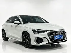 2024 Audi A3 Sportback 35 TFSI Fashion Sport, белый — фото 3