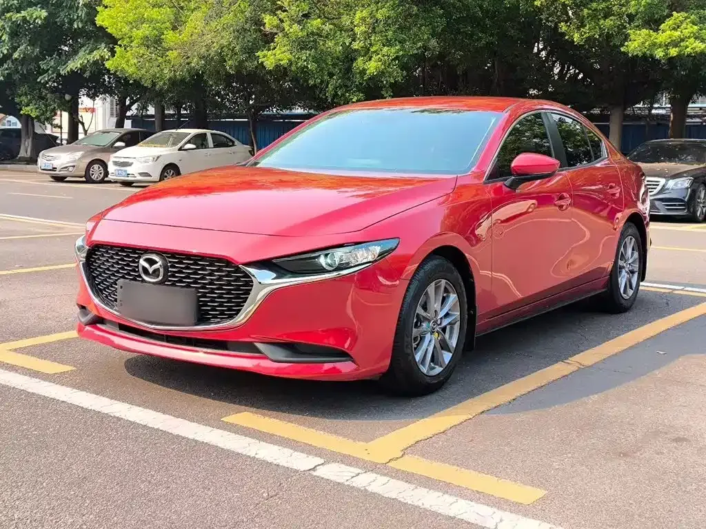 2021 Mazda 3 1.5L AT