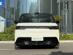2025 Zeekr Mix Smart Driving, белый — фото 2