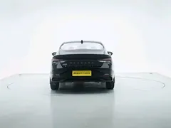 2021 Hyundai Elantra 1.5L CVT LUX Premium, чёрный — фото 3