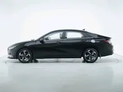 2021 Hyundai Elantra 1.5L CVT LUX Premium, чёрный — фото 8