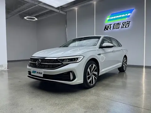 2023 Volkswagen Sagitar 300TSI DSG