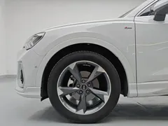 2023 Audi Q3 35 TFSI Fashion Sport 1.4T, белый — фото 7