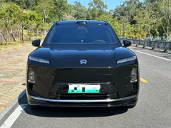 2026 Nio ES8 6-seat Executive Signature, чёрный — фото 2