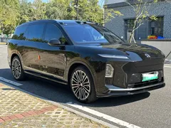 2026 Nio ES8 6-seat Executive Signature, чёрный — фото 3