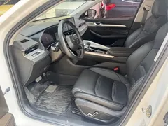 2023 Geely Preface 1.5TD Kunlun, белый — фото 4