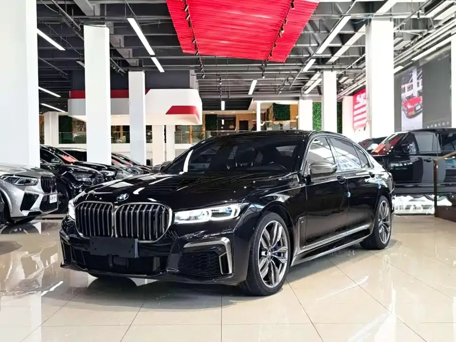 2019 BMW 7 Series M760Li xDrive V12 Sport Package