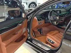 2019 BMW 7 Series M760Li xDrive V12 Sport Package, чёрный — фото 8