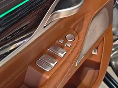 2019 BMW 7 Series M760Li xDrive V12 Sport Package, чёрный — фото 10