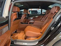 2019 BMW 7 Series M760Li xDrive V12 Sport Package, чёрный — фото 16