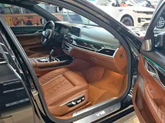 2019 BMW 7 Series M760Li xDrive V12 Sport Package, чёрный — фото 26