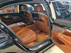 2019 BMW 7 Series M760Li xDrive V12 Sport Package, чёрный — фото 27