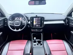 2022 Volvo XC40 4WD Fashion, белый — фото 10
