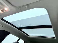 2022 Volvo XC40 4WD Fashion, белый — фото 13