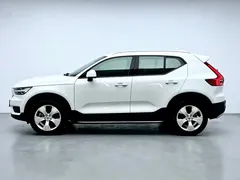 2022 Volvo XC40 4WD Fashion, белый — фото 20