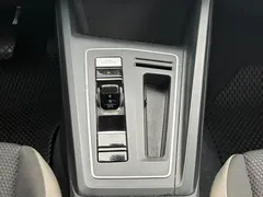 2023 Volkswagen Golf 200TSI DSG, белый — фото 10
