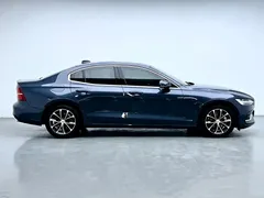 2022 Volvo S60 B4 Luxury, синий — фото 21