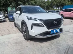 2023 Nissan X-Trail e-POWER Dual Motor 4WD Ultimate, белый — фото 2
