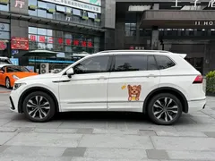2022 Volkswagen Tiguan L 330TSI AT 2WD R-Line, белый — фото 3
