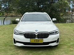 2021 BMW 5 Series 525Li Luxury Package, белый — фото 2