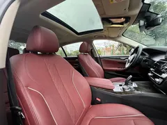 2021 BMW 5 Series 525Li Luxury Package, белый — фото 14