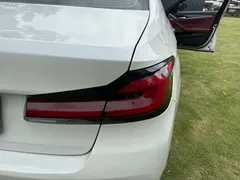 2021 BMW 5 Series 525Li Luxury Package, белый — фото 16