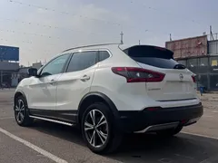 2022 Nissan Qashqai 2.0L CVT XV Prem Luxury, белый — фото 4