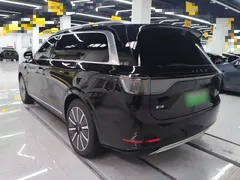 2025 Aito M9 EV Max 100kWh 6-seat 192-line LiDAR, чёрный — фото 5