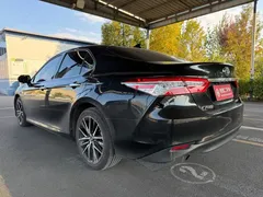 2021 Toyota Camry Hybrid 2.5HG Luxury, чёрный — фото 6