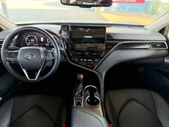 2021 Toyota Camry Hybrid 2.5HG Luxury, чёрный — фото 8