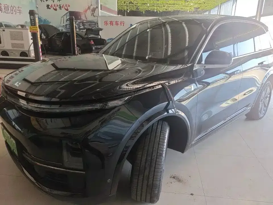 2024 Li Auto L8