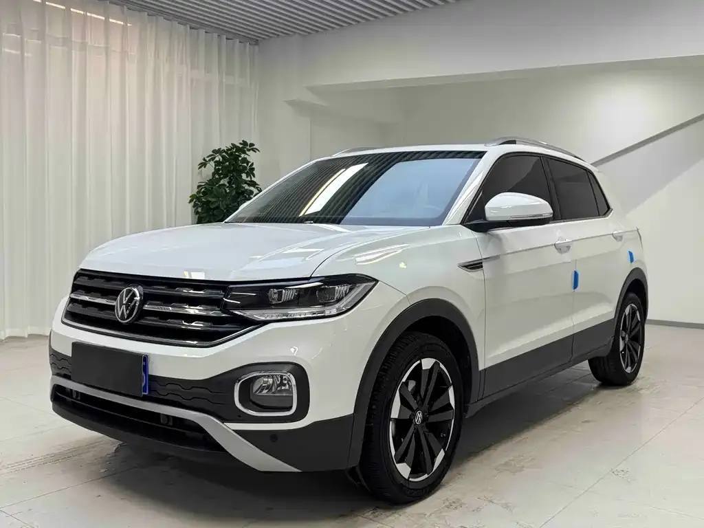2021 Volkswagen Tacqua 1.5L AT