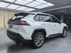 2022 Toyota Wildlander Hybrid 2.5L E-CVT 2WD Knight, белый — фото 5