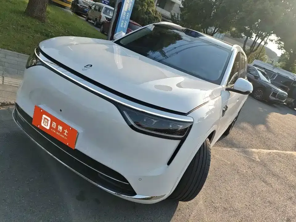 2025 Aito M8 EREV Max+ 53.4kWh 6-seat 192-line LiDAR