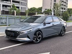 2022 Hyundai Elantra 1.5L CVT LUX Premium — фото 1