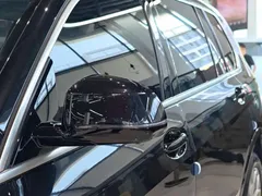 2023 BMW X7 xDrive40i Luxury Package, чёрный — фото 10